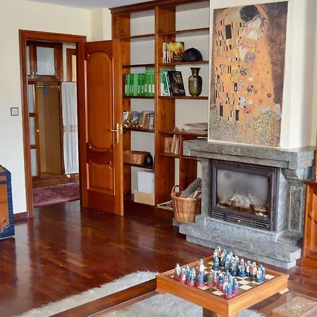 Pisos Con Excelentes Vistas En Apartment Cedeira